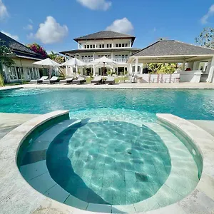 The Backyard Bingin: Private Beach-view Mansion For Events Uluwatu (Bali)